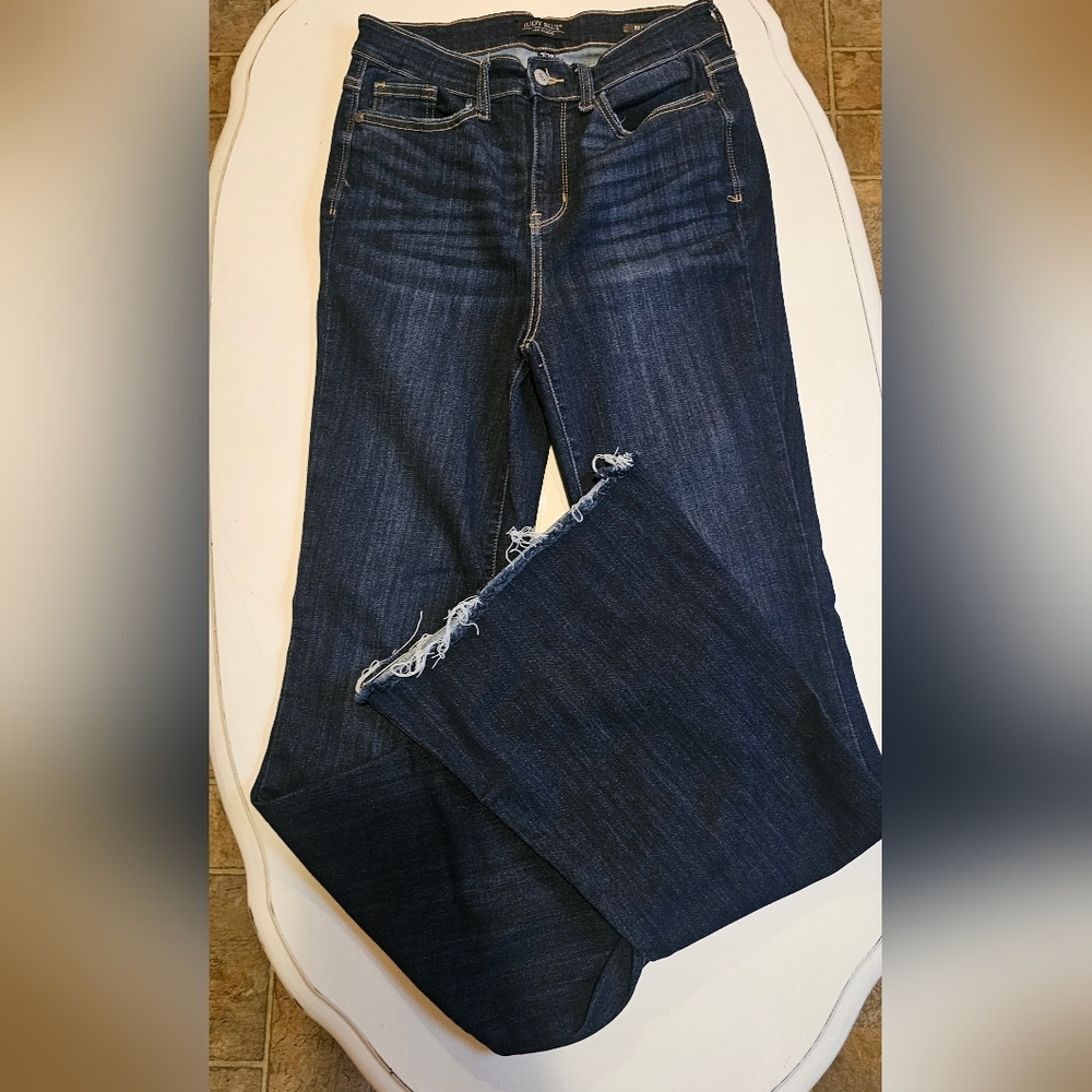Size 7/28 Judy Blue Dark Wash Flare Jeans